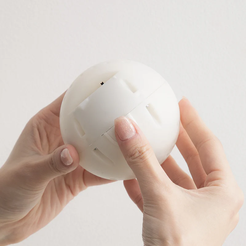 *現貨* BITE ME - Jumping Boogie Auto-Ball Toy