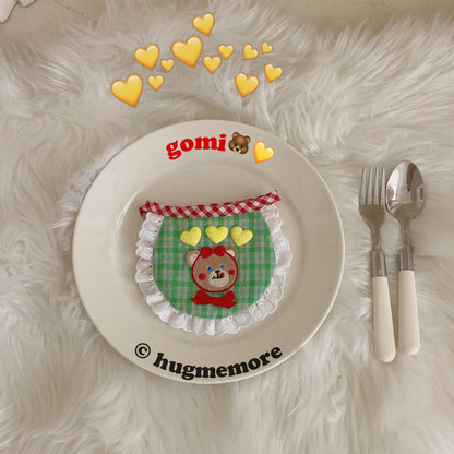 HUG ME MORE - GOMI BIB